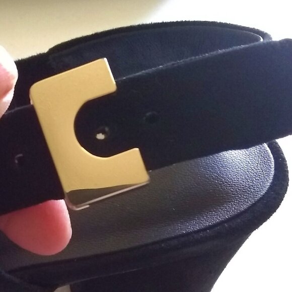 NWB Sz 7.5 ~ Diane von Furstenberg ~ Chic & Upscale Black Strappy Suede Sandals - Picture 9 of 13